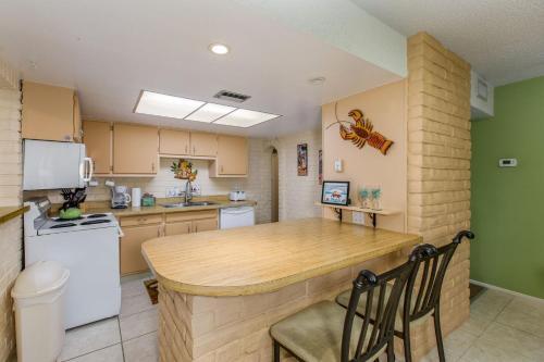 Coconut Breeze III Home