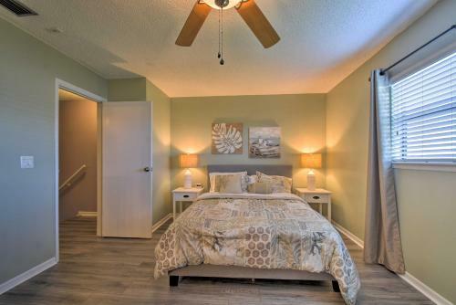 Indian Shores Townhome With Pool Access And Kayaks