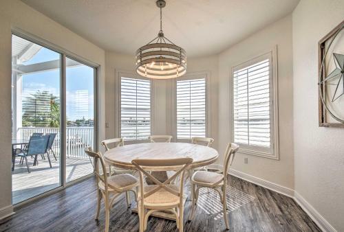 Indian Rocks Home With Game Room, Walk To Beach!