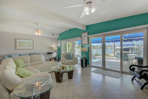 Water Lover's Paradise - Weekly Rental Home