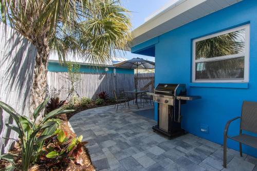 Frenchy's Cottages On East Shore 480 Home