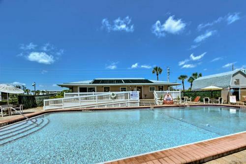 Apartamento Cozy Cocoa Beach Condo With Pool And Beach Access!
