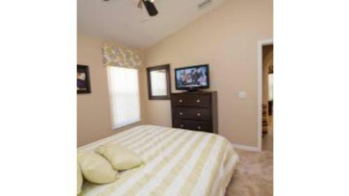Solana - 4 Bedrooms House W/pool-4652so