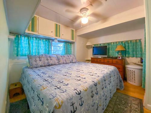 Cozy, Perfect Conch Cottage!