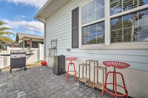 Spacious And Hip Crystal River Home With Dock And Kayaks!