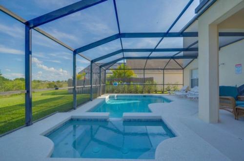Balmoral Villa 616