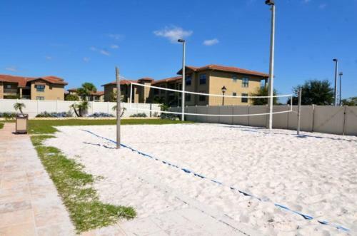 4 Bed 3.5 Bath Townhome In Regal Palms Resort