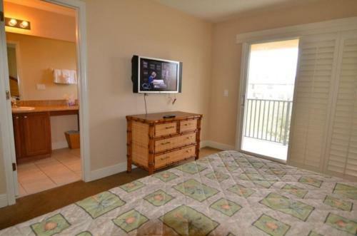 4 Bed 3.5 Bath Townhome In Regal Palms Resort