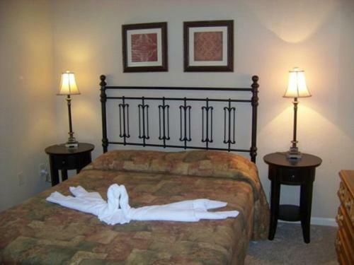 Beautiful 4 Bedroom 3 Bath Condo In Bella Piazza