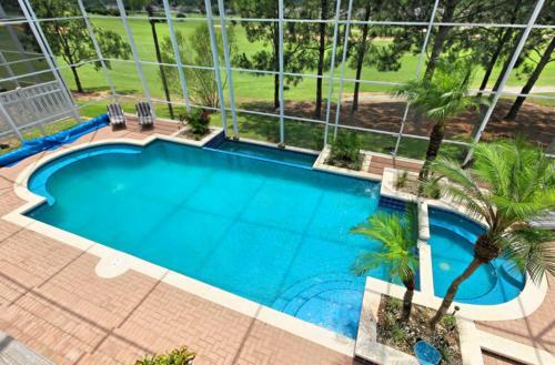 Beautiful Luau Pool Villa Next Disney World