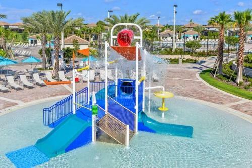 Modern 4 Bed 3 Bath Townhome In Championsgate Golf Resort