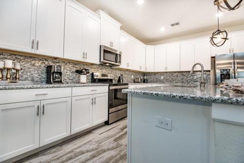 1622 Moon Valley Drive Villa #221526 Villa