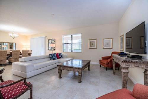 Wedge Villa #231069