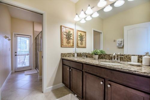 Wedge Villa #231069