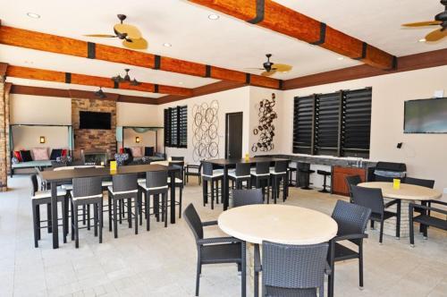 5411 Solterra Resort 5 Bedroom Villa