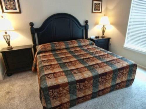 Ground Floor 4 Bedroom 3 Bath Condo Sleeps 10