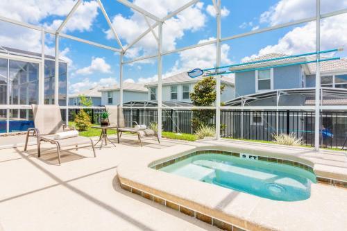 Modern Vacation Single Home With Themed Bedrooms Cg1593