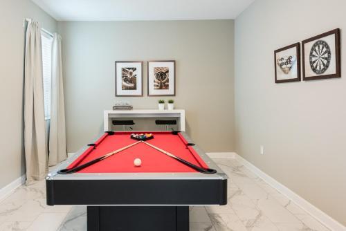 Villa 6 Bedrooms Home At Champions Gate