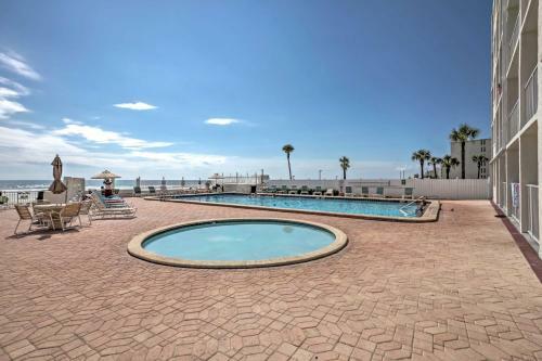 Apartamento Daytona Beach Studio With Oceanfront Balcony And Pool!