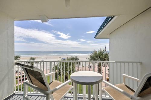 Apartamento Daytona Beach Studio With Oceanfront Balcony And Pool!