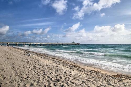 Private Coastal Respite Near Deerfield Beach!