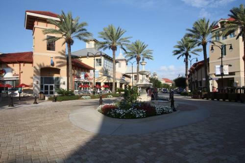 Palms Of Destin 21009- Two Bedroom