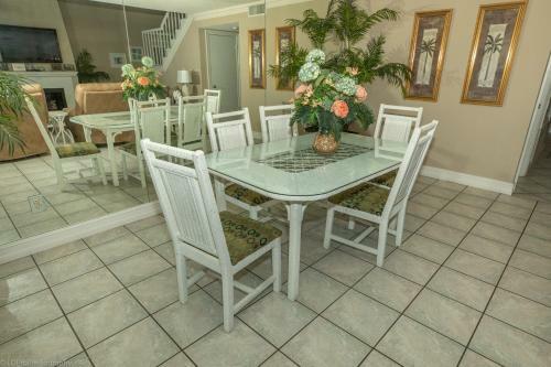 Shoreline Garden 21 Destin Townhouse