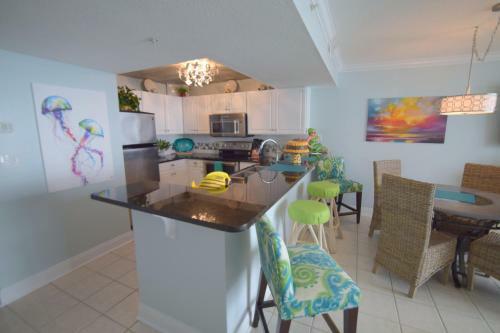 Hotel Resorts Of Pelican Beach