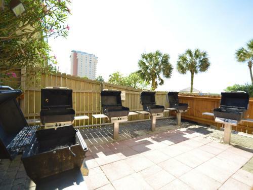 Hotel Resorts Of Pelican Beach