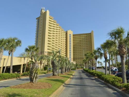 Hotel Resorts Of Pelican Beach