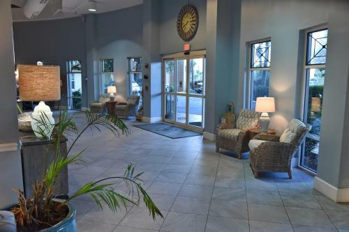 Hotel Resorts Of Pelican Beach