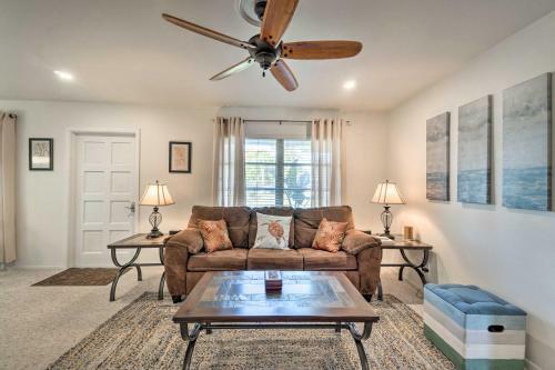 Sunny And Alluring Englewood Retreat With Dock!