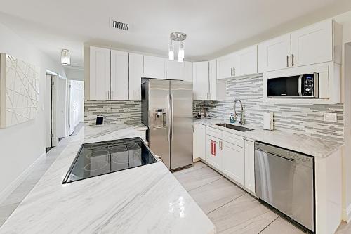 New Listing! Modern Art Haven With Pool - Near Beach Home