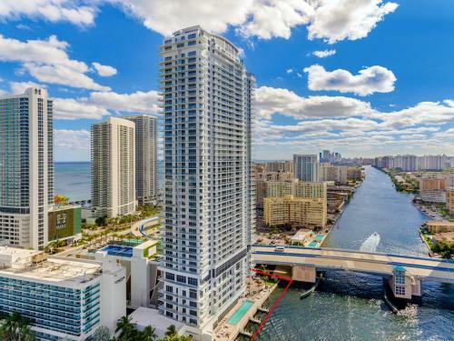 Apartamento 5 * Front Ocean View - 34th Top Floor: Brand New 2br