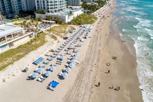 Apartamento Beach Front Premium Two Bedroom Condo