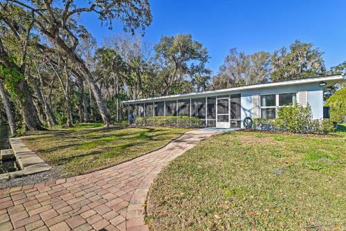 Riverfront Home With Dock - 1 Mi To Homosassa St Park