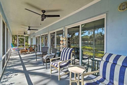 Riverfront Home With Dock - 1 Mi To Homosassa St Park