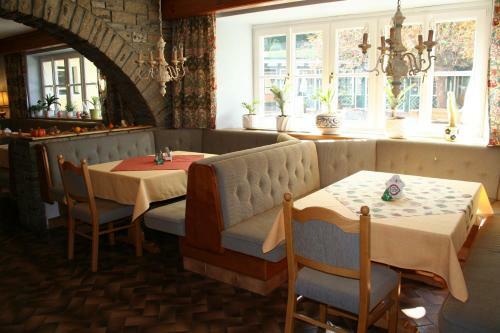 Hostal Gasthaus �berfuhr