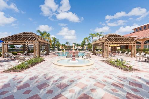 Modern Vacation Townhouse With Private Pool Bv4562