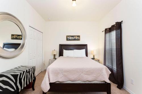 Modern Vacation Townhouse With Private Pool Bv4562