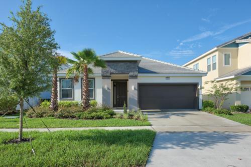 Villa 4-bedroom House W/ Private Pool - Great Location