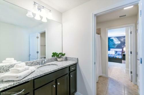 Stay Door Steps From Disney In de Leon Pool Retreat