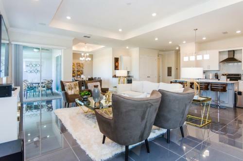 Deluxe Apartment At Storey Lake (243546)