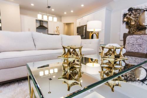 Deluxe Apartment At Storey Lake (243546)