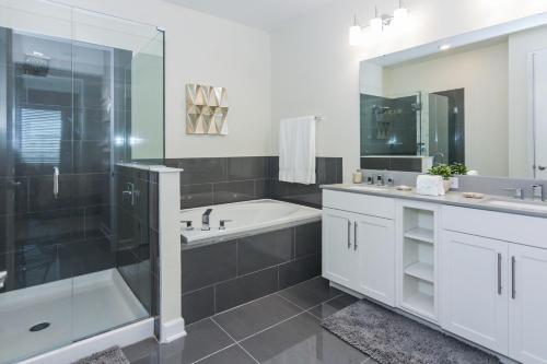Deluxe Apartment At Storey Lake (243546)