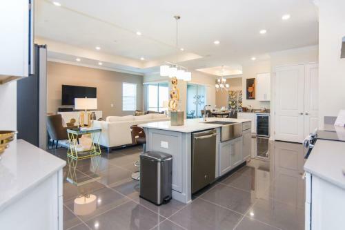 Deluxe Apartment At Storey Lake (243546)