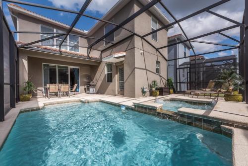 Spacious 5 Bedroom Villa - Paradise Palms Resort