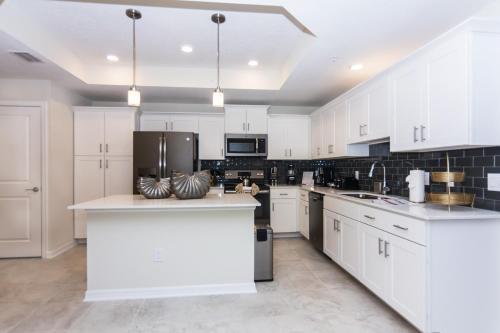 Awesome Apartment At Storey Lake (273067)