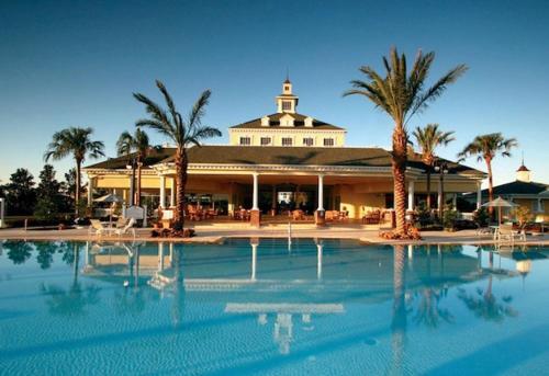 5 Suites Luxury Single Home With Private Pool Re1492