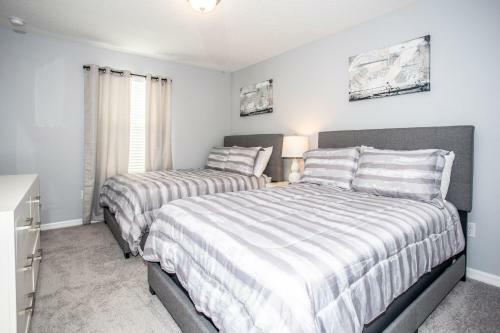 Marvelous 5 Bd Home W/ Pool And Surf Park @ Solara Resort